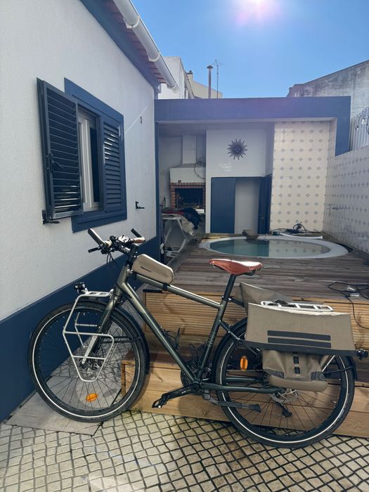 Bicicleta de Viagem Riverside Touring 900 com Porta-Bagagem