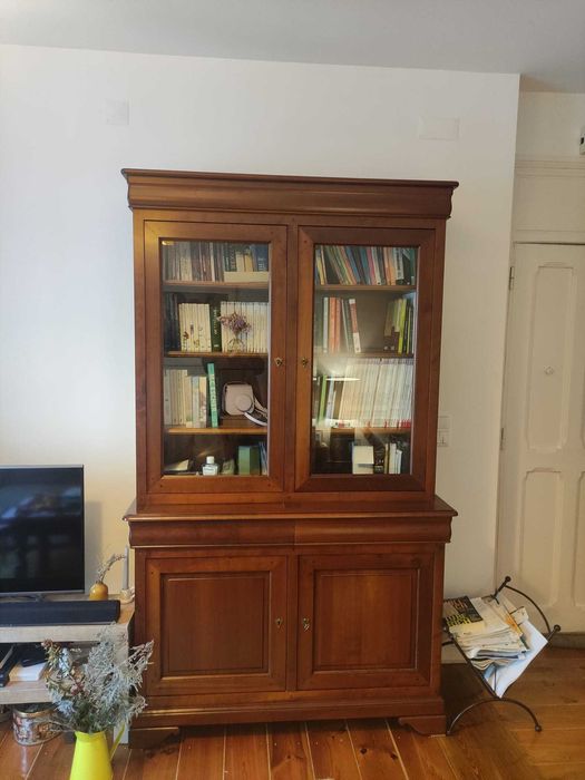 Louceiro/Armário de madeira como novo