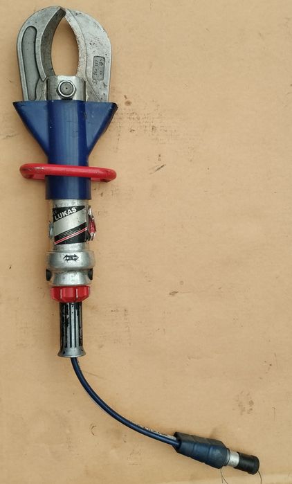Nożyce hydrauliczne Lukas