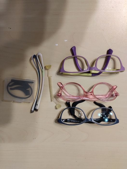 Футляри,окуляри,оправи дитячі