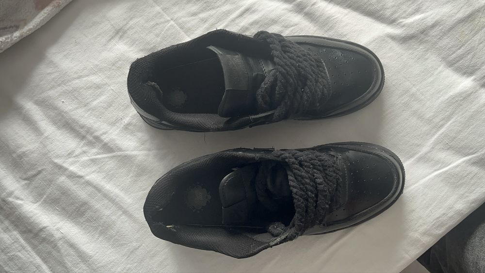 Air Force Preto.