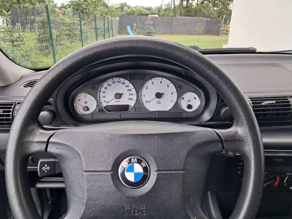 BMW E36 klasyk w super stanie