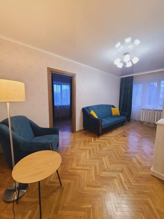 Подобово 2 кім. кв.  навпроти обласної лікарні, ЖД вокзал -  2 хв.