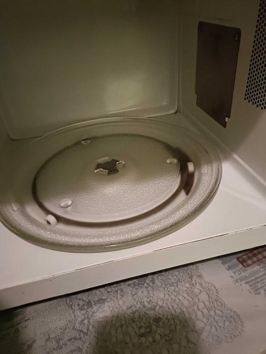 Продам мікрохвильовку Samsung