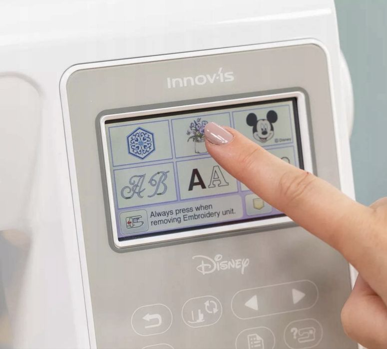Вишивальна машина Brother M340ED Edition Disney
