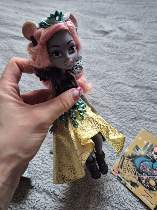 Мауседес Монстер Хай