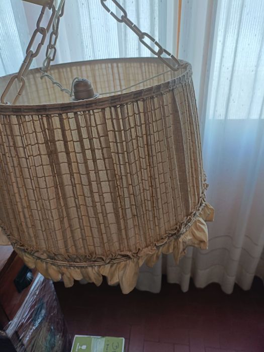 Candeeiro de Teto - Tecido com estrutura metálica