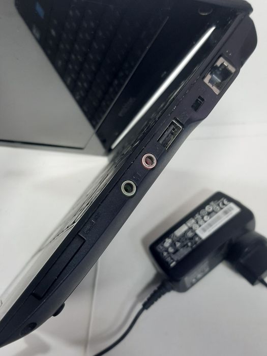 Нетбук Acer eMachines PAV70 "10.1"