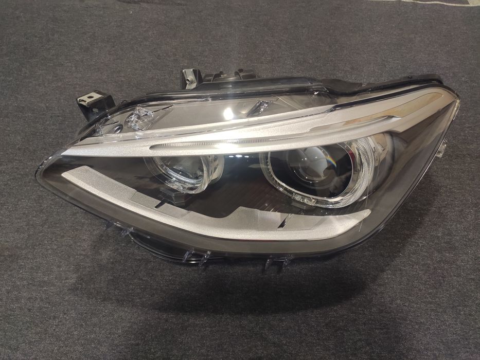Фара передня ліва BMW 1 F20 F21 ксенон 11-15 7229679-09