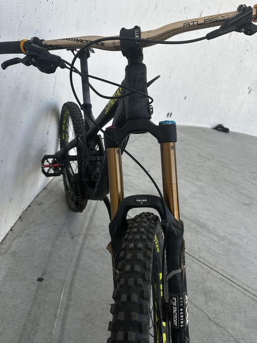 Vendo commencal supreme dh v3 URGENTE