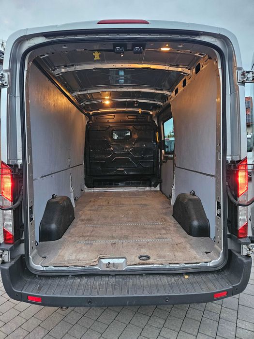 Wynajem Auta Busa Dostawczego Ford Blaszak