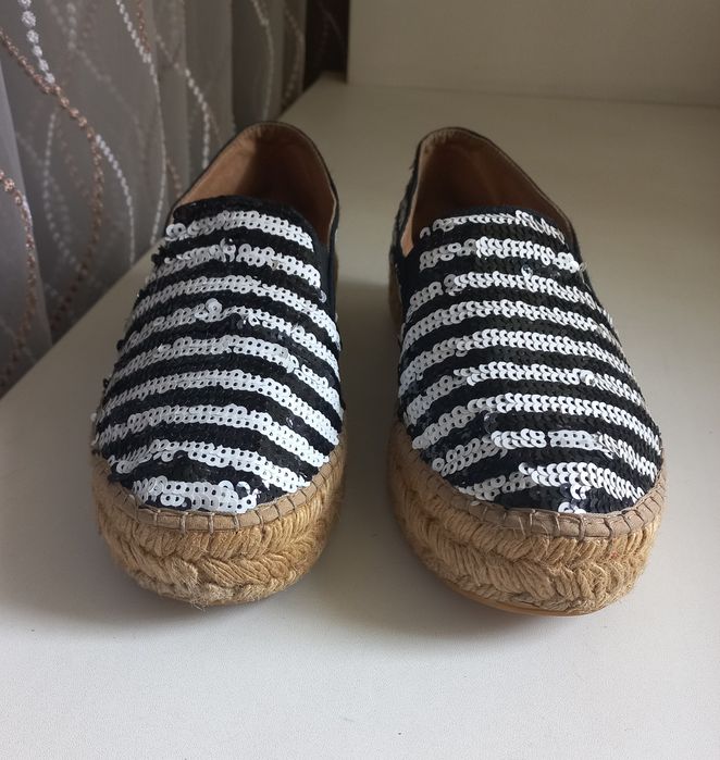 KurtGeiger,кожа,ст24,5см