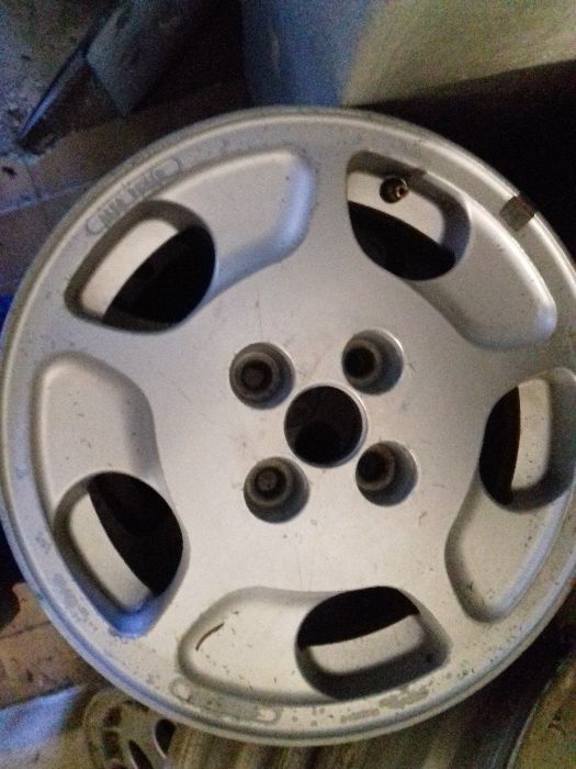 Alfa Romeo 33 - peças.