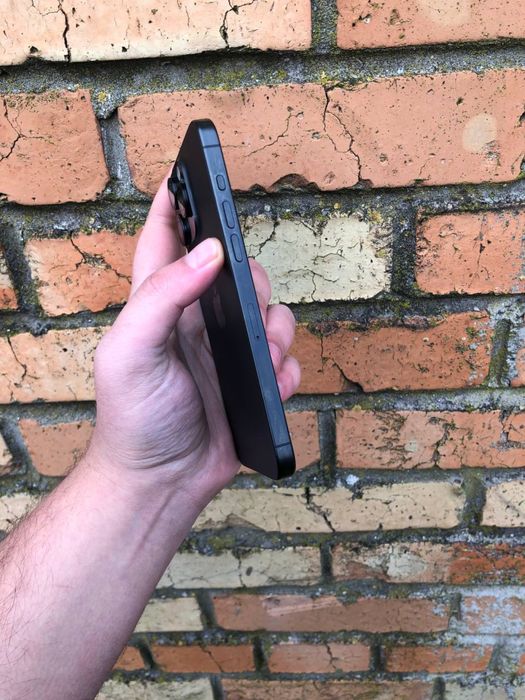 Iphone 15 pro max 256 , 99%