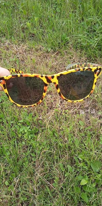 Nowe okulary przeciwsłoneczne w panterkę