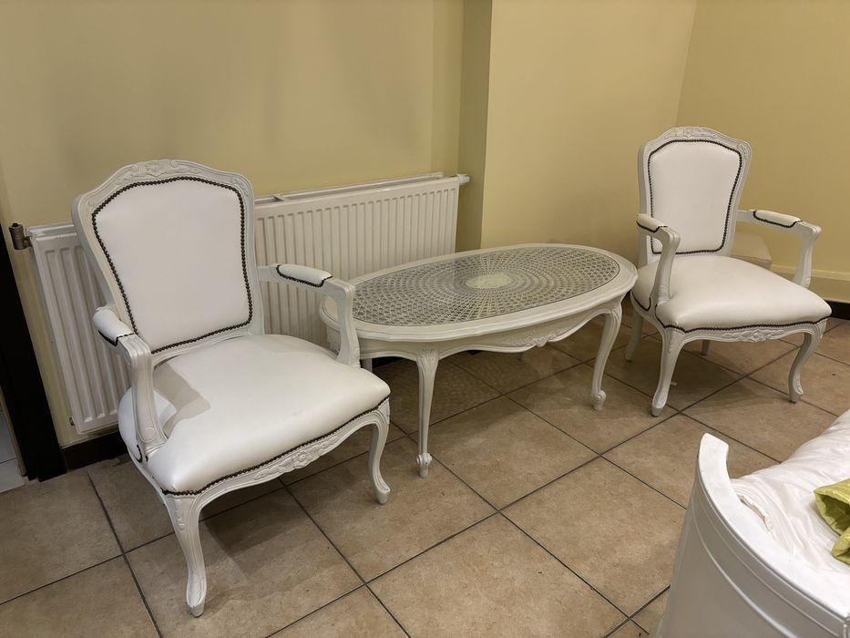 sypialnia w stylu ludwikowskim