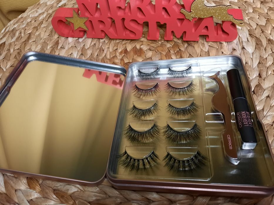 Lashes book catrice