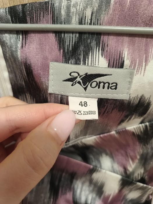 Damska sukienka dekolt karo wzory kryty suwak 48/4XL
