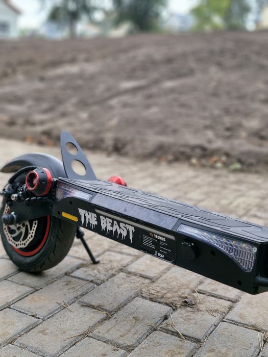 Електросамокат Tecros T4 PRO 2025