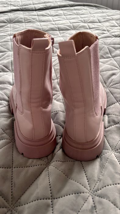 Продам черевики Zara для дівчинки, б/в, розмір 36, в гарному стані