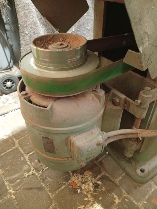 Frezarka dolno wrzecionowa do drewna