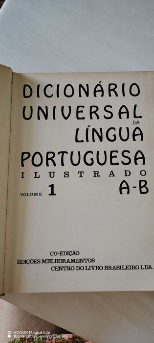 Dicionário Ilustrado língua portuguesa