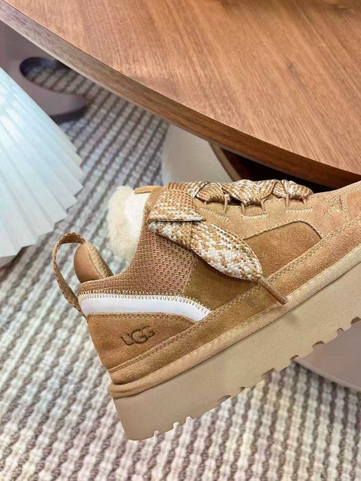 UGG Lowmel Sand r.37
