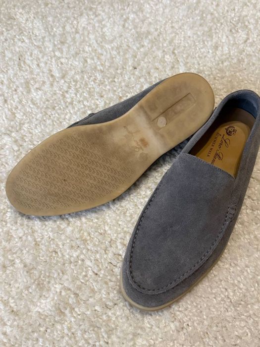 Лофери Loro Piana сірі замшеві, розмір 42