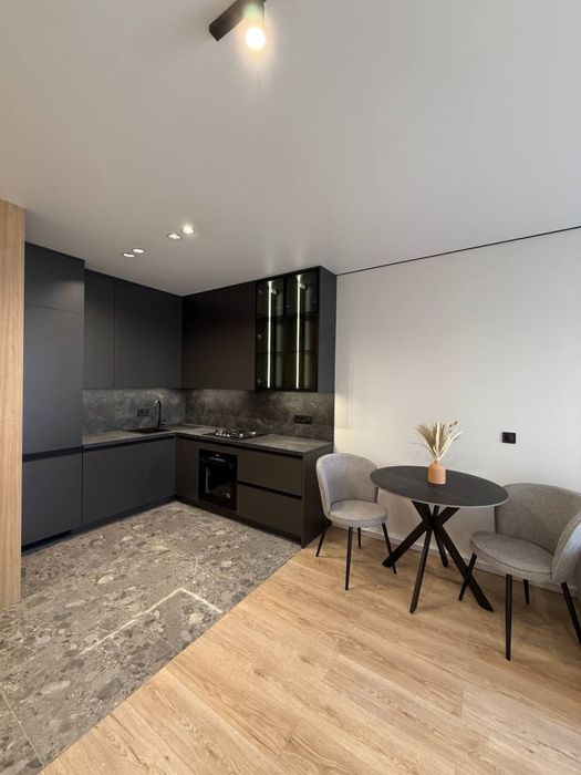 Єоселя! Інстаграмна євро 2к з ремонтом! Центральний парк! Газ!