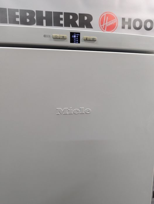 Морозильна я камера Міеle 7ящиков