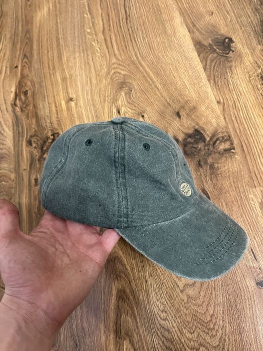 Кепка Pull Bear.