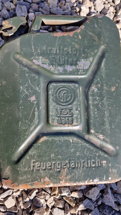 Retro stary kanister Niemiecki