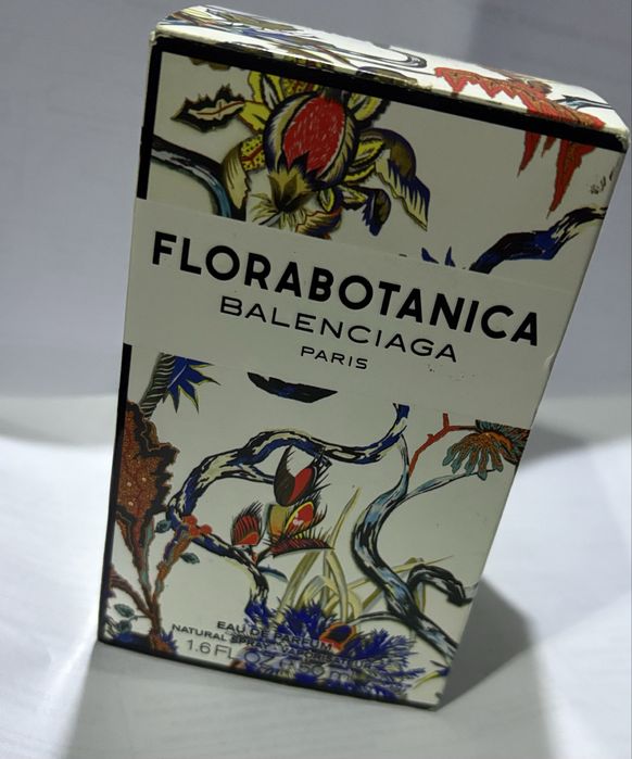 Подарунок Cristobal Balenciaga Florabotanica парфумована вода 50 мл