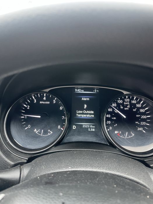 Продам Нісан Рог 2015 рік