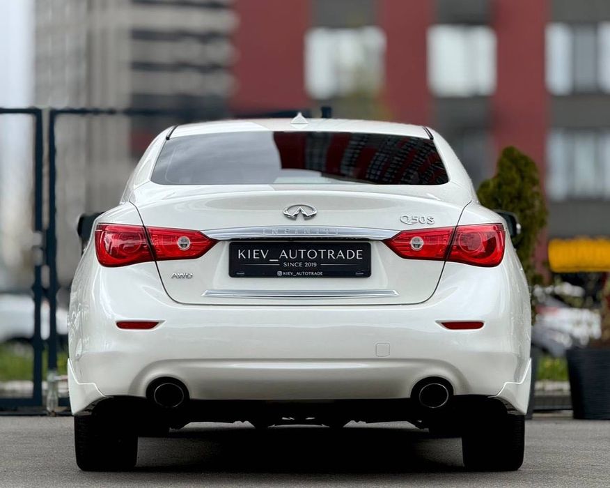 Infiniti Q50 AWD