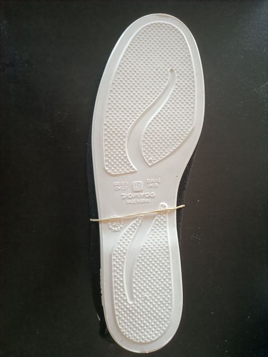 Sapatilhas de ginástica novas