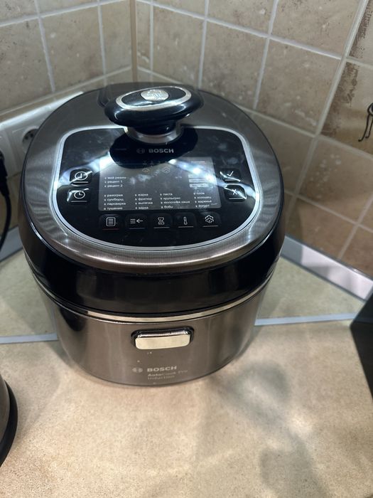 Мультиварка-скороварка индукционная AutoCook BOSCH MUC88B68RU