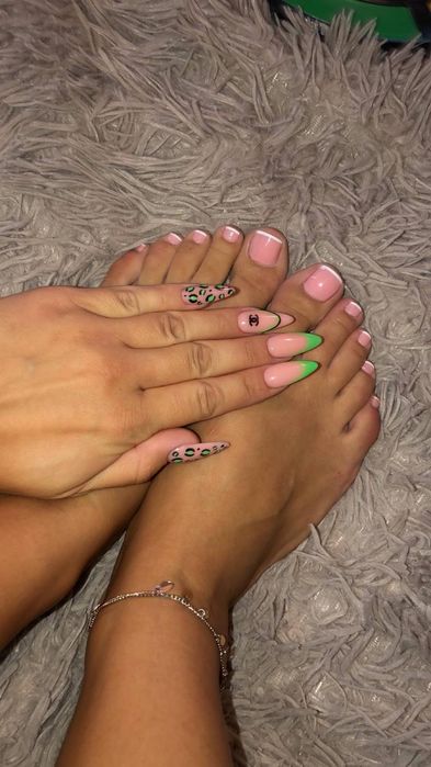 Pazkokcie zelowe i hybrydowe przedłuzenie