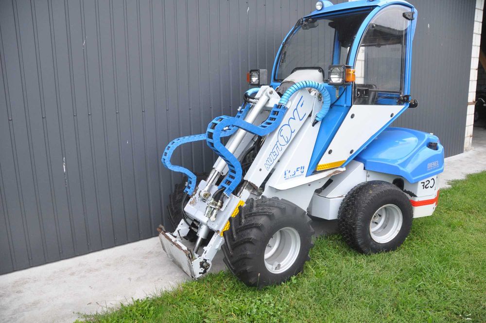 Ładowarka Multi One  4x4- SL35D yanmar toro iseki john deere