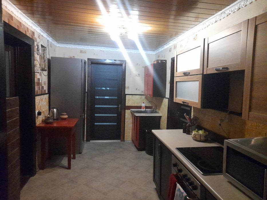 Відпочинок у карпатах ! Здається будинок.Чан.Басейн.