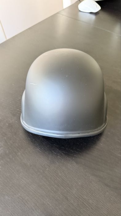 Capacete Tático / Estilo Militar – Tamanho XL, Bom Estado