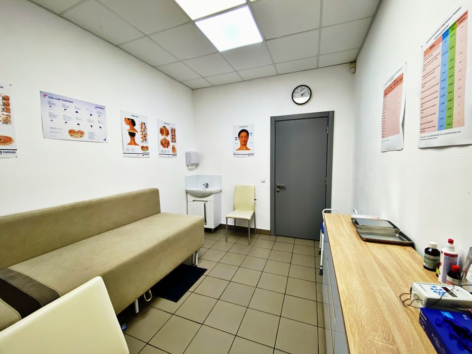 Комерційне приміщення на фасаді бул. Маяковського