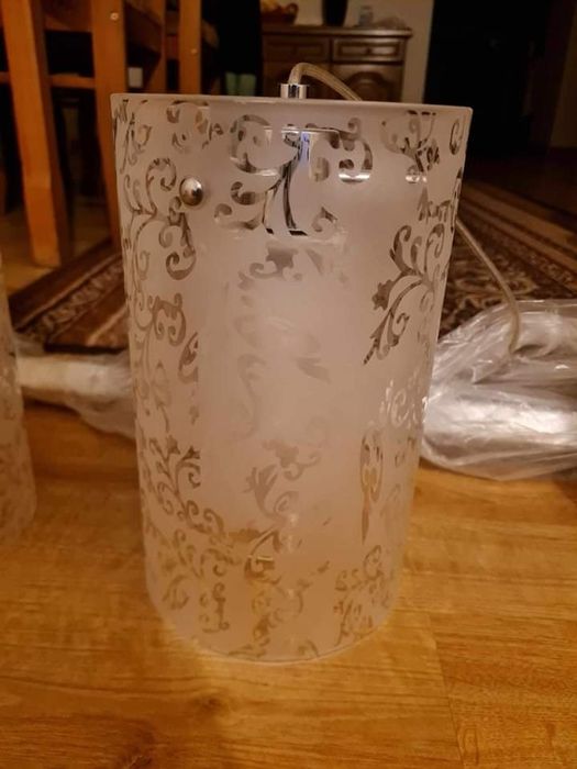 Lampa stolowa/wisząca.