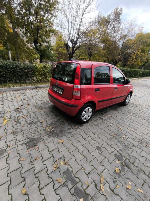 Автомобіль Panda