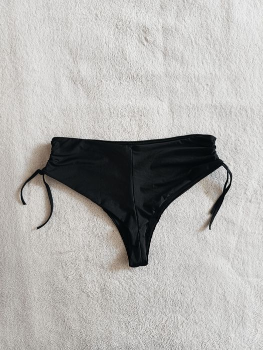 Tezenis p.L оригінальні плавки до купальника бікіні чорного кольору