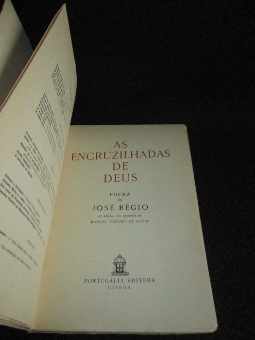 Livro As Encruzilhadas de Deus José Régio
