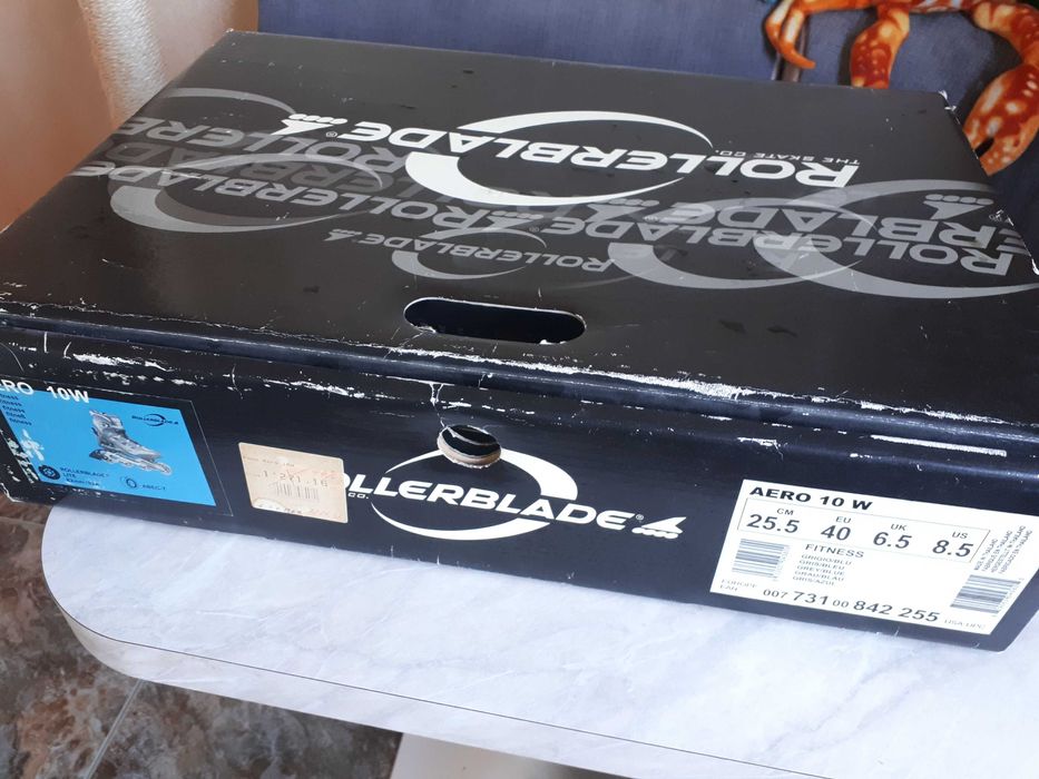 Продам ролики ROLLERBLADE AERO 10W - размер 40 (25,5 см)