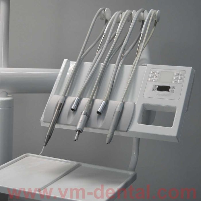 Стоматологічна установка Diplomat 170