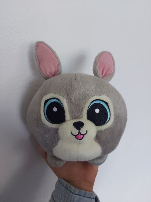 Pluszowy Zajączek Zuzia Przytulanka Maskotka Gang Słodziaków Biedronka