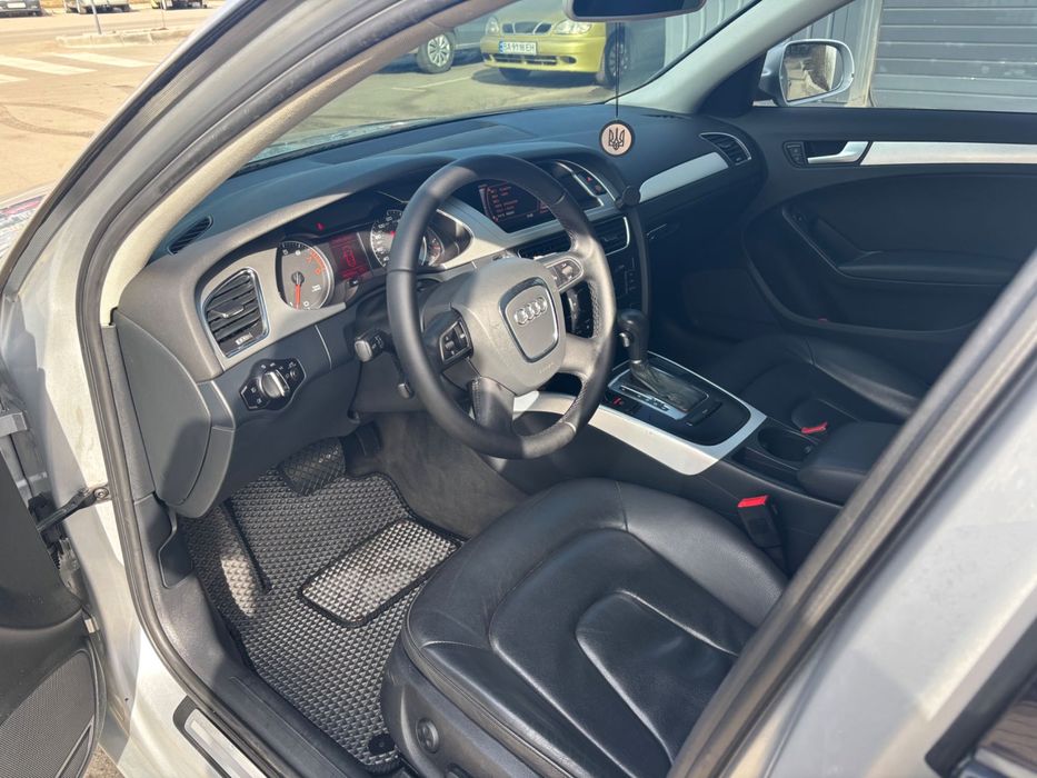 Audi A4 2.0 2012